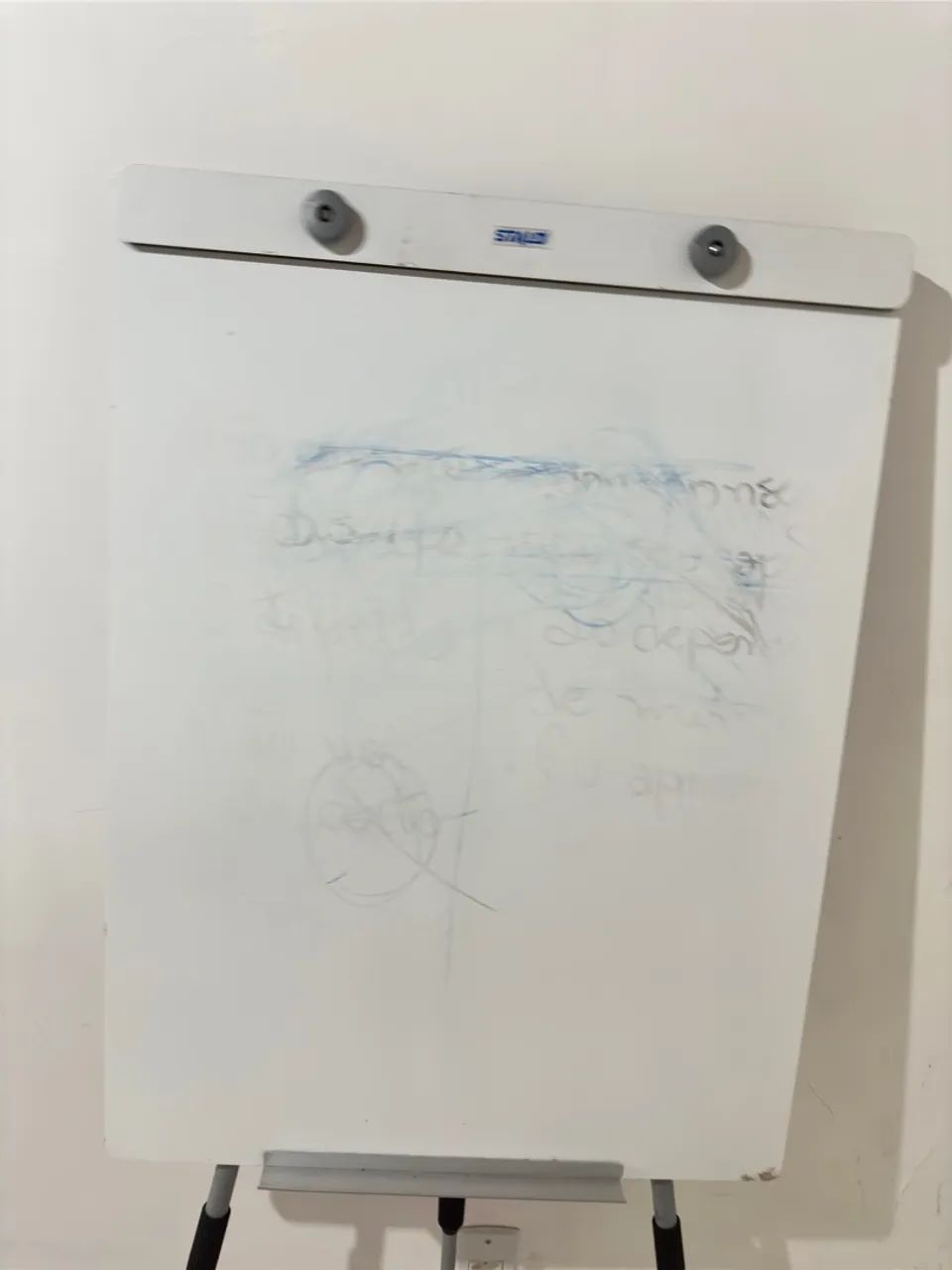 Quadro Branco com Tripé - Ideal para Apresentações - Foto 2