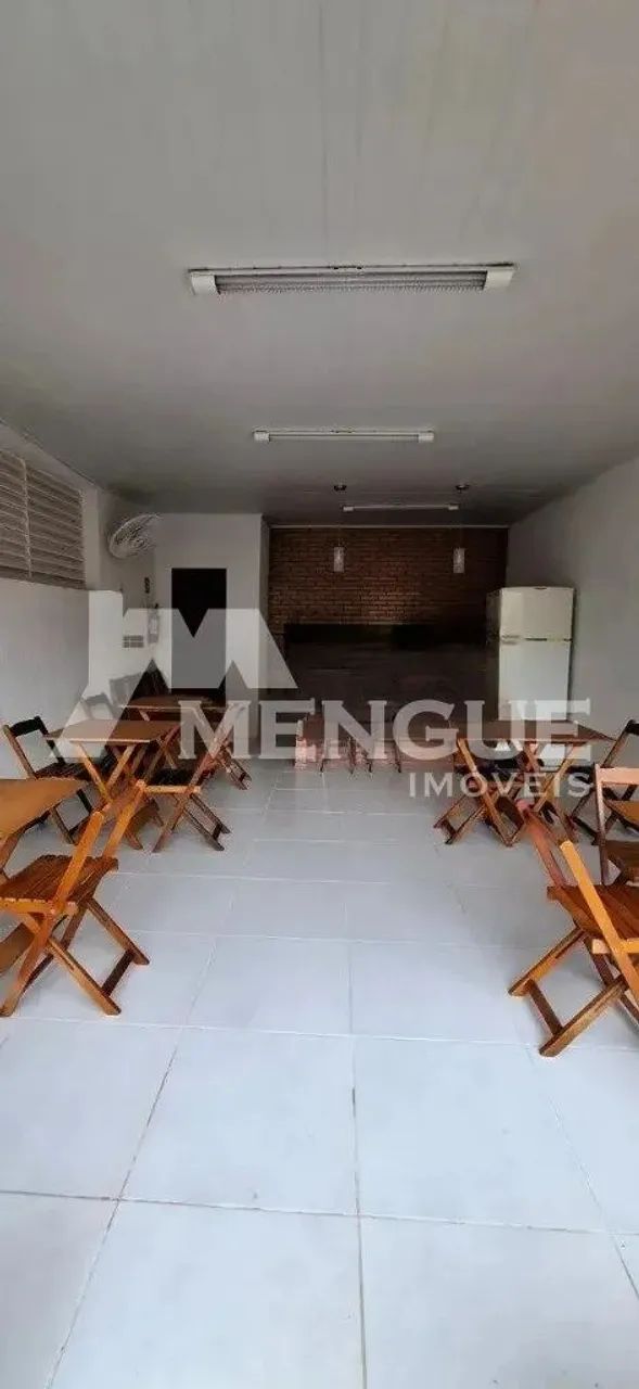 Apartamento com 2 dormitórios e 1 vaga à venda no bairro Humaitá, em Porto Alegre. - Foto 12