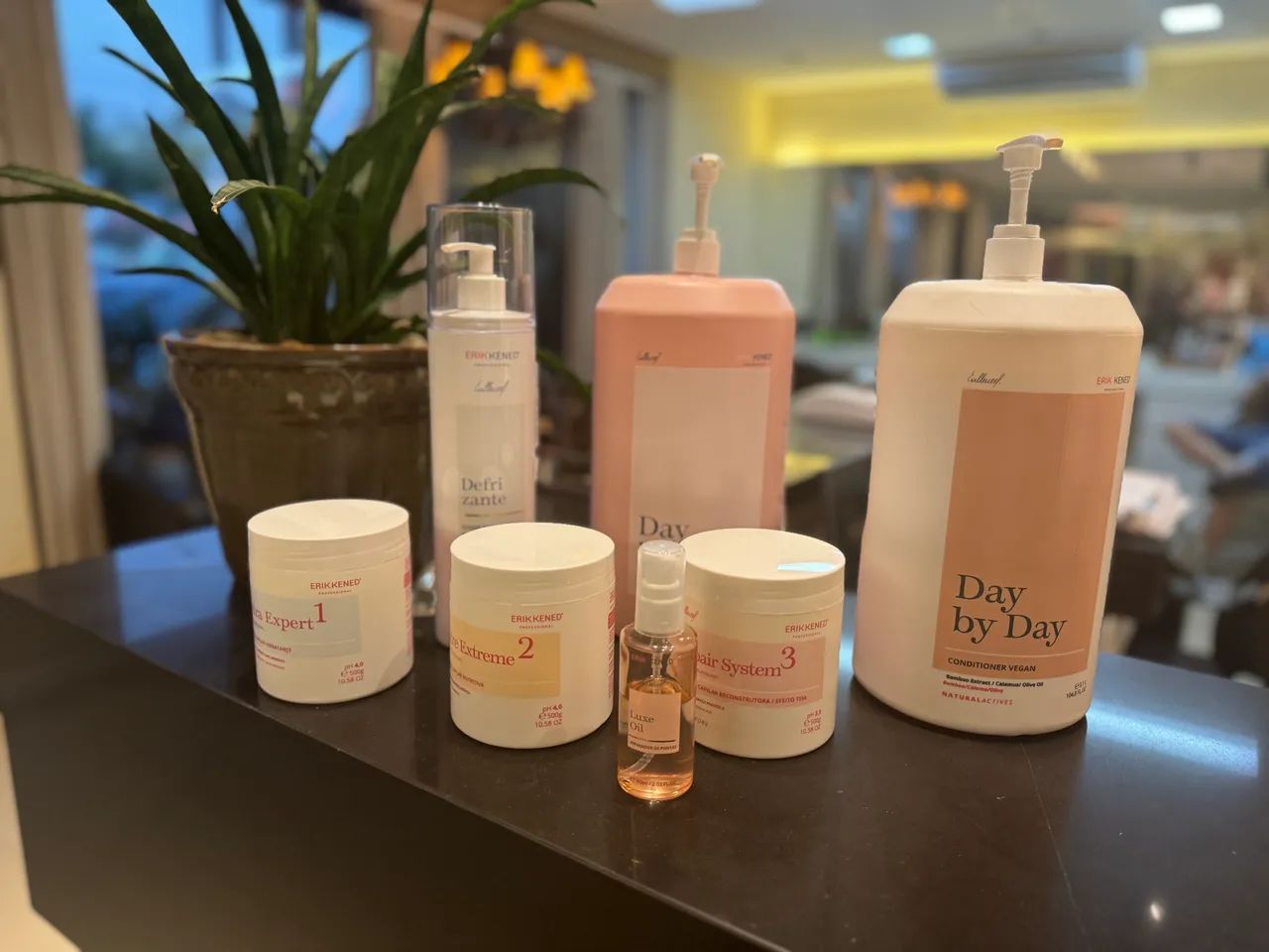 Salão e barbearia na cidade dos funcionários aluga cadeiras para cabeleireiros e barbeiros - Foto 6