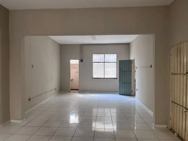 Sala Comercial 50m² para Alugar - Guilherme Moreira, Centro, Manaus -Ótima Localizacão!