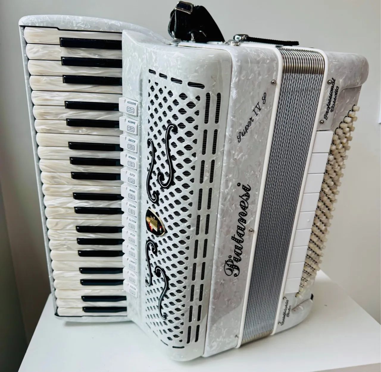 acordeon piatanesi super 4s novo!!! - Foto 5