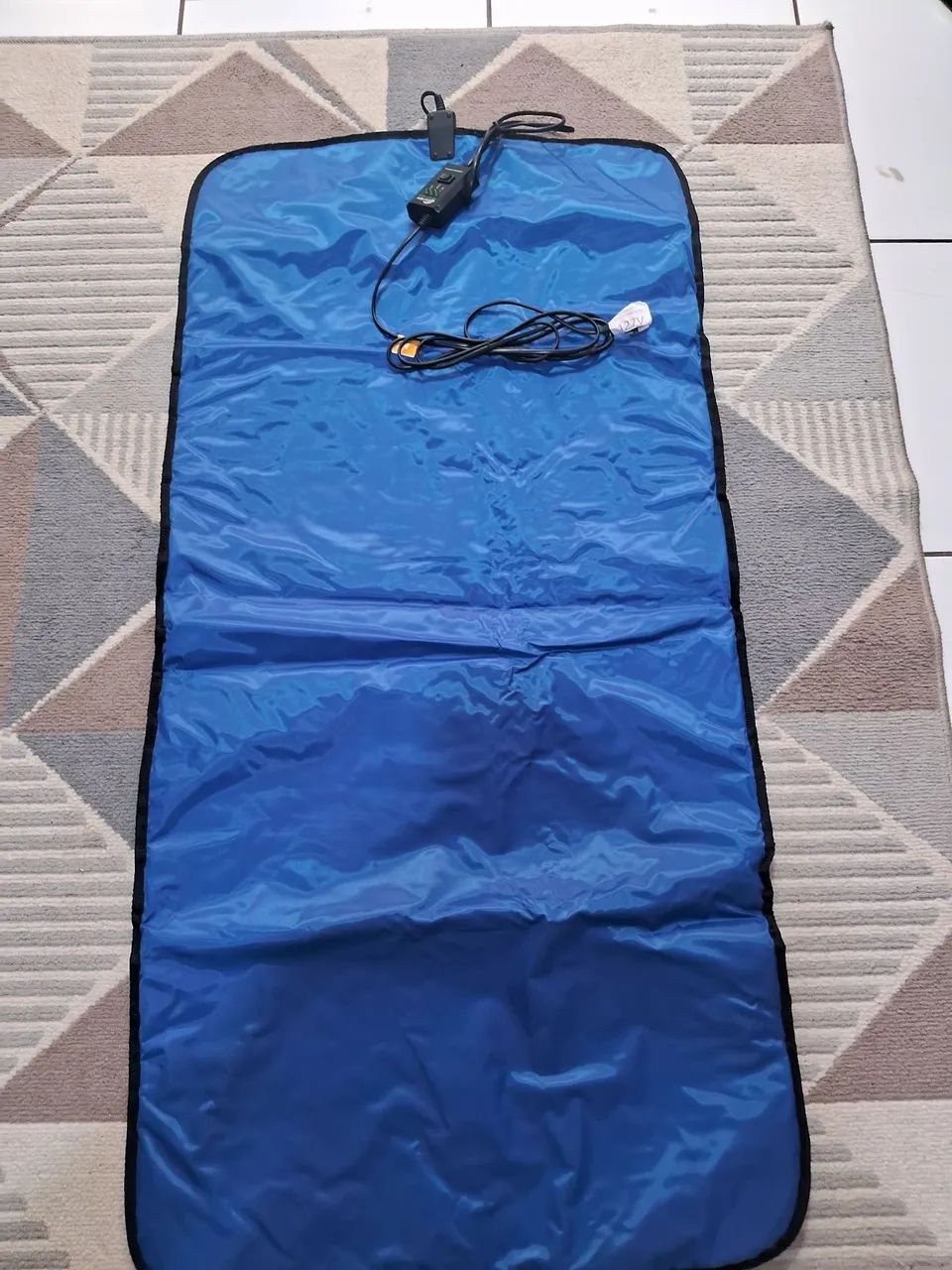 Tapete Térmico / Colchonete Elétrico - NOVO, com controle! - Foto 2
