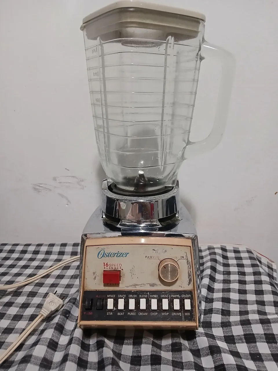 Liquidificador Osterizer 16 Velocidades