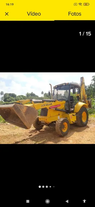 Retroescavadeira LB90 ano 2011