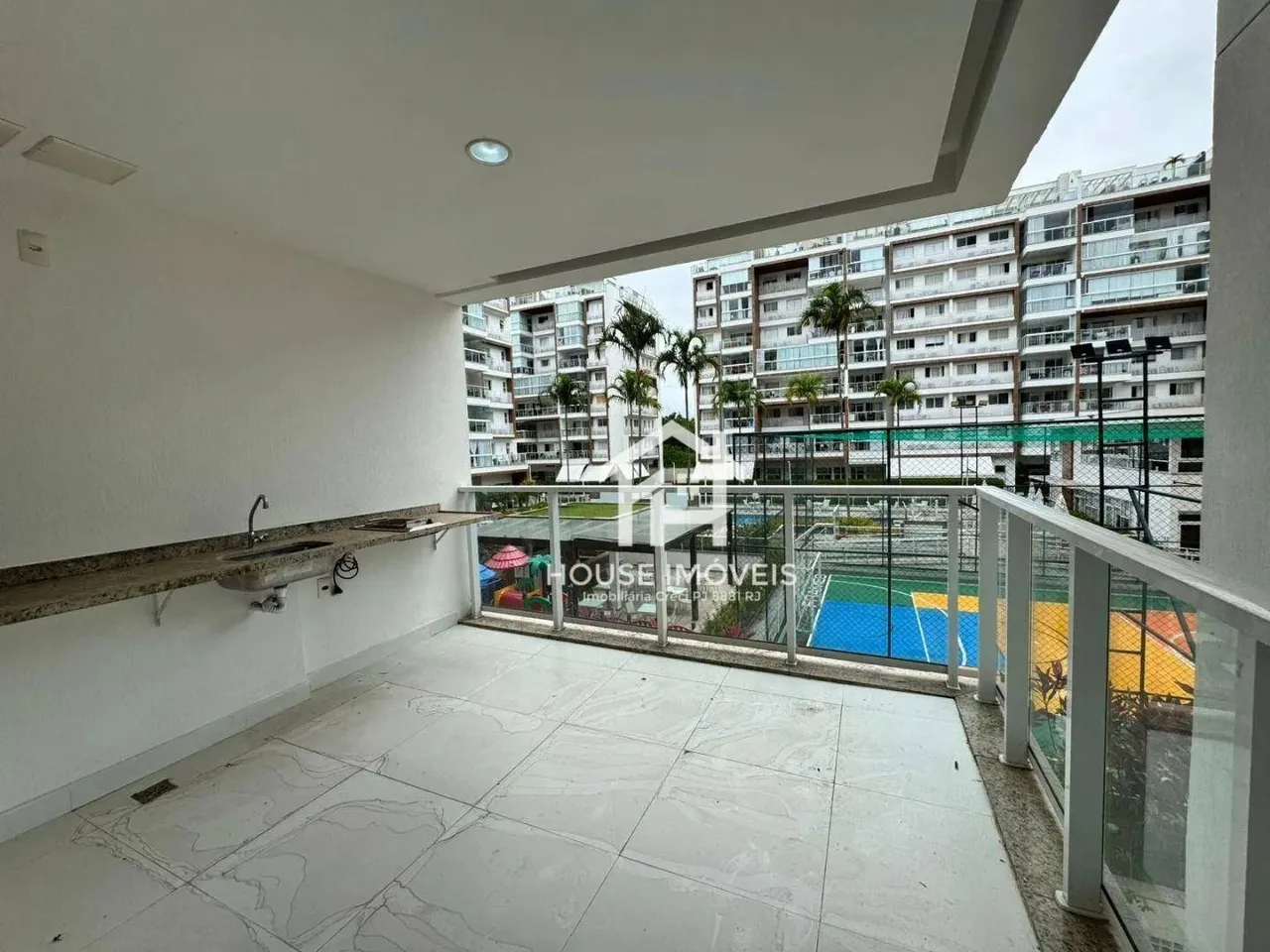 Frames à venda, Oportunidade Melhor Preço 2 Quartos Recreio dos Bandeirantes RJ