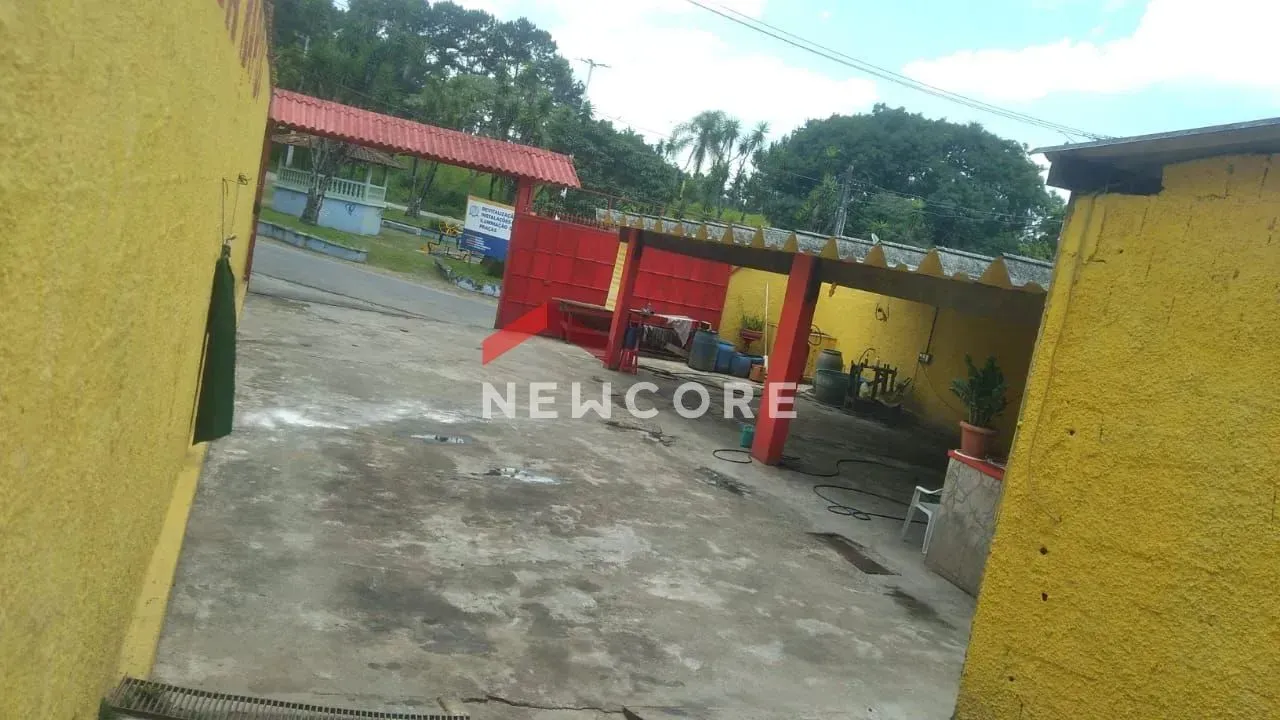 Casa de Vila em Rua Iracema da Silva, 59 - Flórida - Embu-Guaçu/SP
