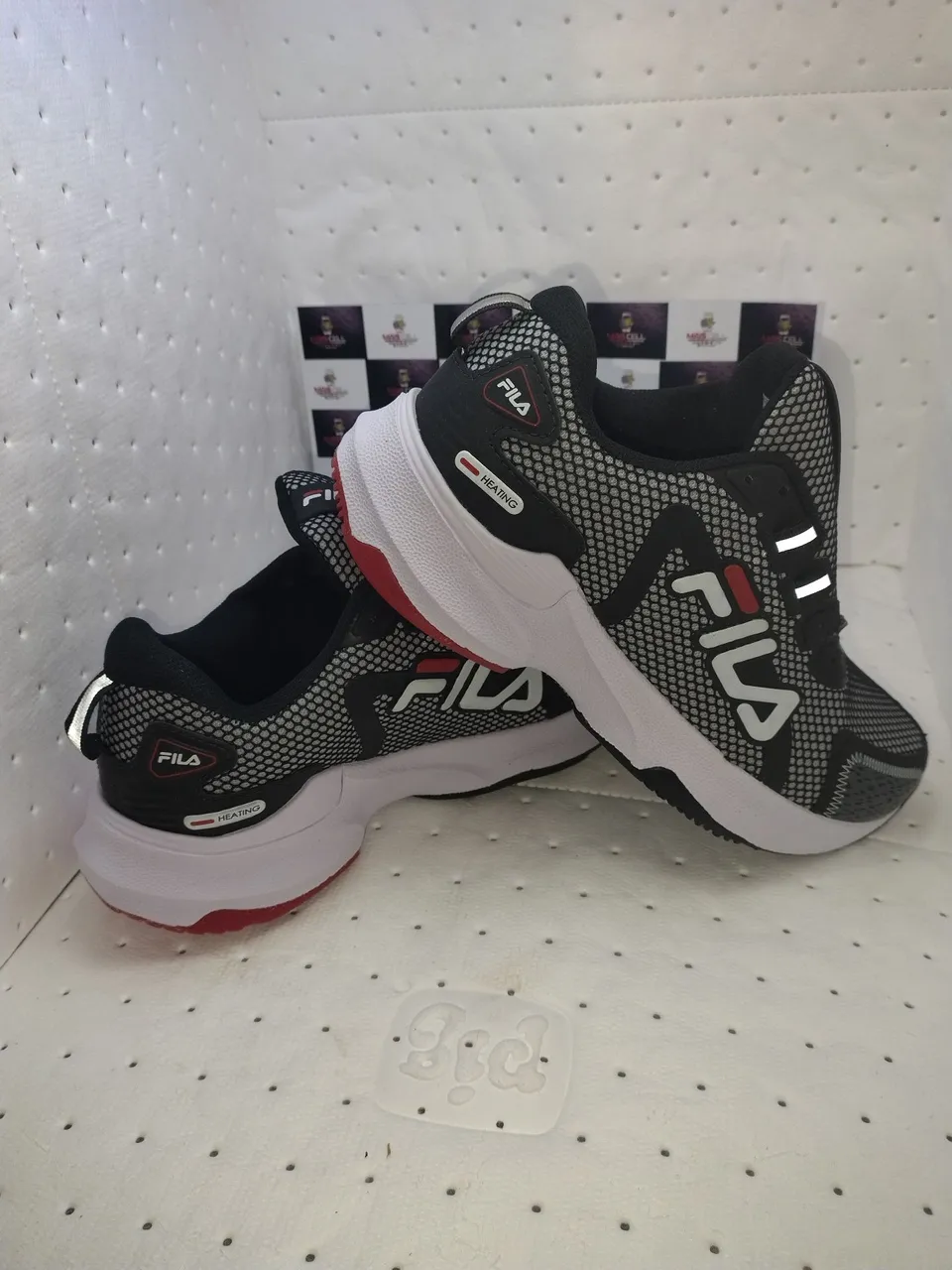 Tênis Fila Masculino Preto e Cinza