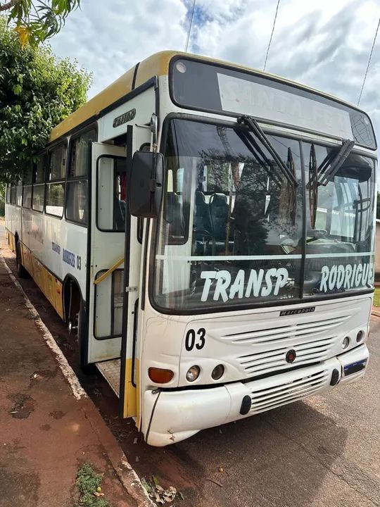 Ônibus em ótimo estado