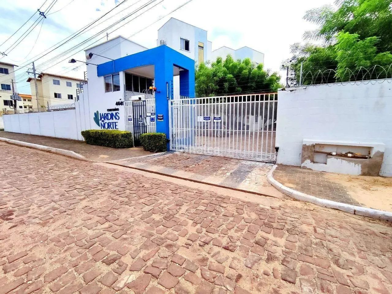 Apartamento à venda, Condomínio Jardins do Norte I no bairro Santa Maria, Teresina/PI
