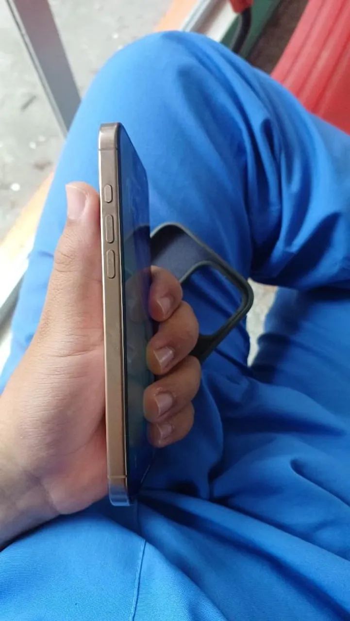 iPhone 16 pro Max  - Foto 4