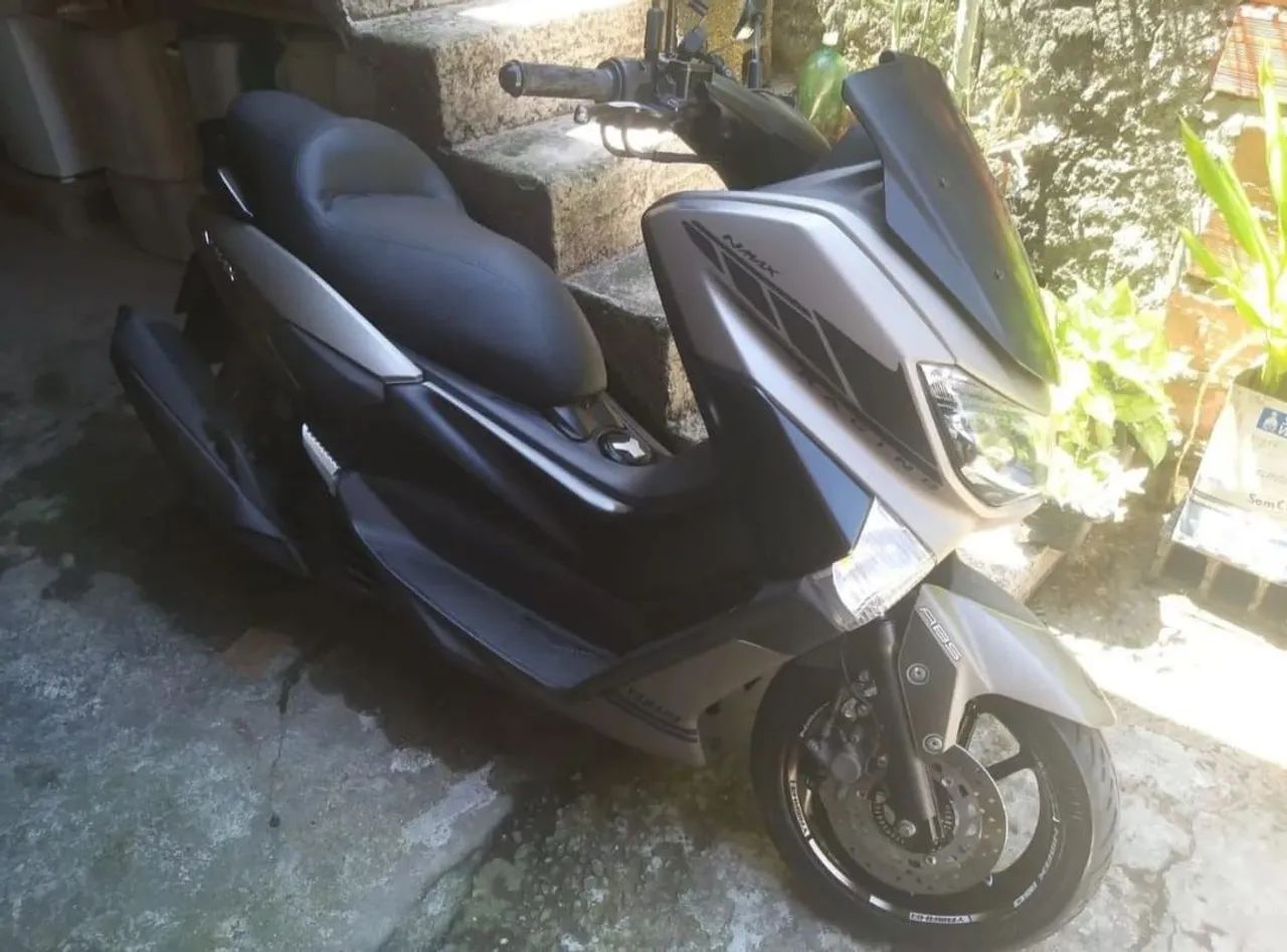 Yamaha NMax  - Foto 3