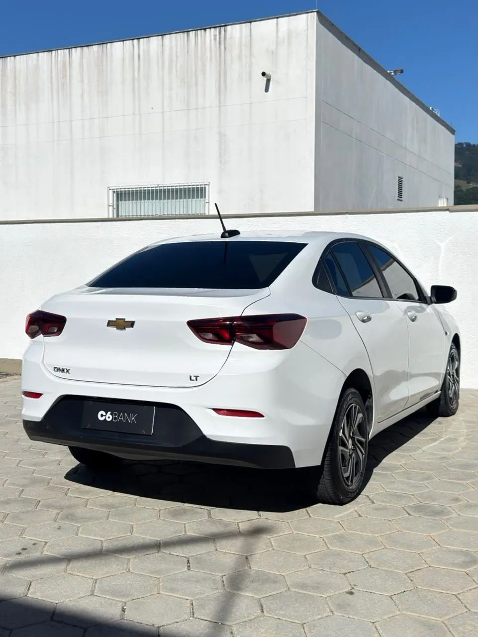 Chevrolet Onix Plus LT 1.0 12V Flex Mec. 4P 2024 - Foto 3