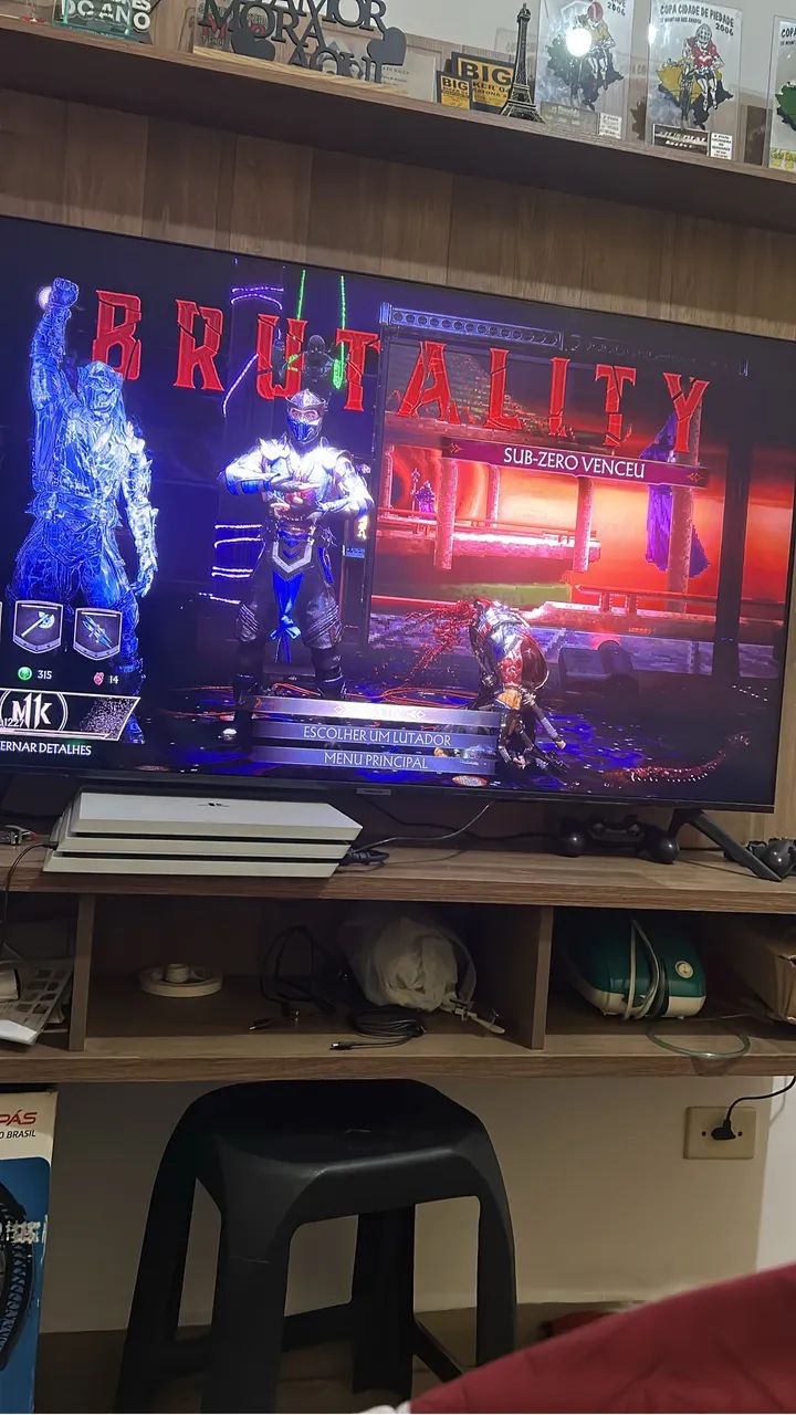PS4 PRO BRANCO 1TB - Foto 2
