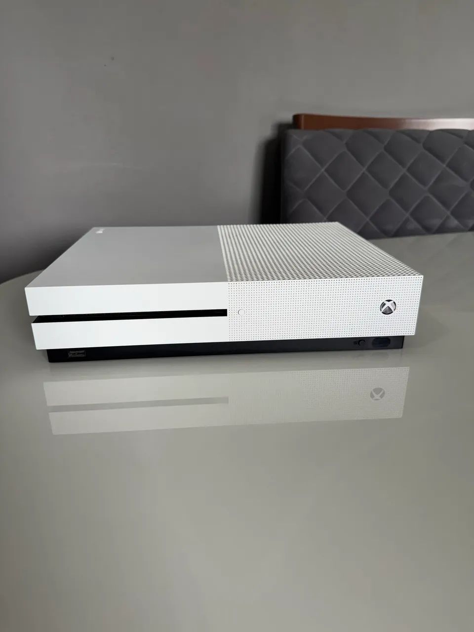 Xbox One S- 1TB