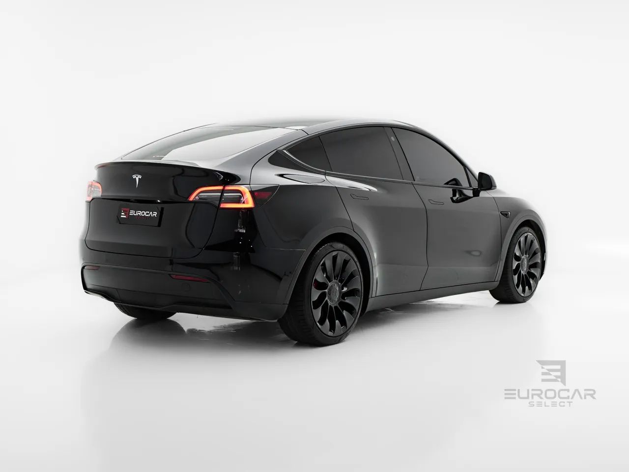 Tesla Model Y Performance, foto 4 de 16