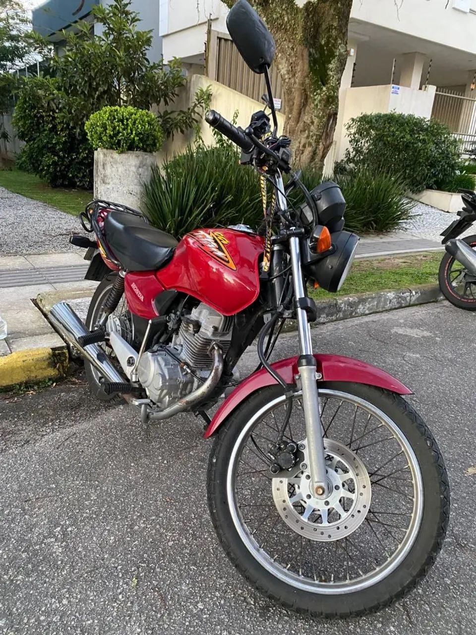 Honda CG 125 Es  - Foto 2