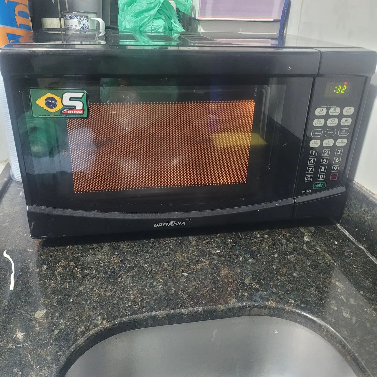 Micro-ondas Britânia 