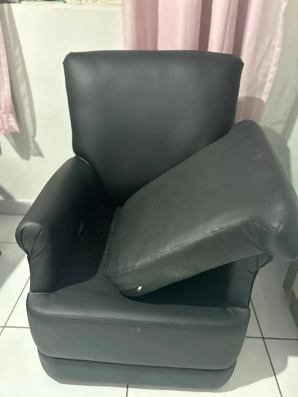 Poltrona preta  - Foto 2