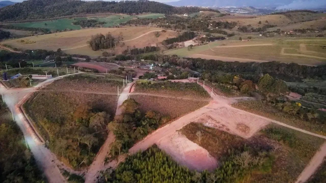 Construa com espaço e tranquilidade em Atibaia! - Foto 2