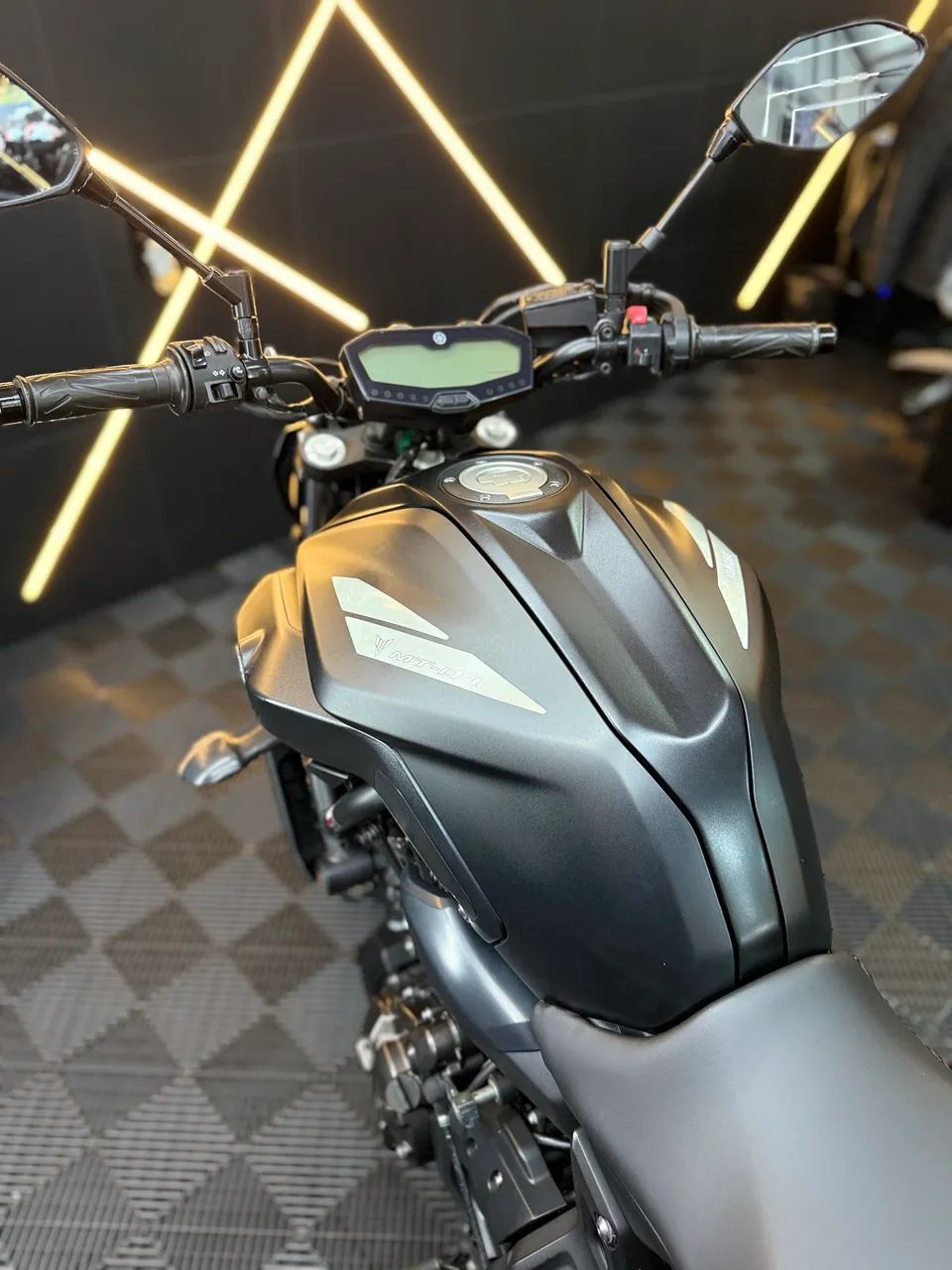 Yamaha MT07 2022 - Foto 2