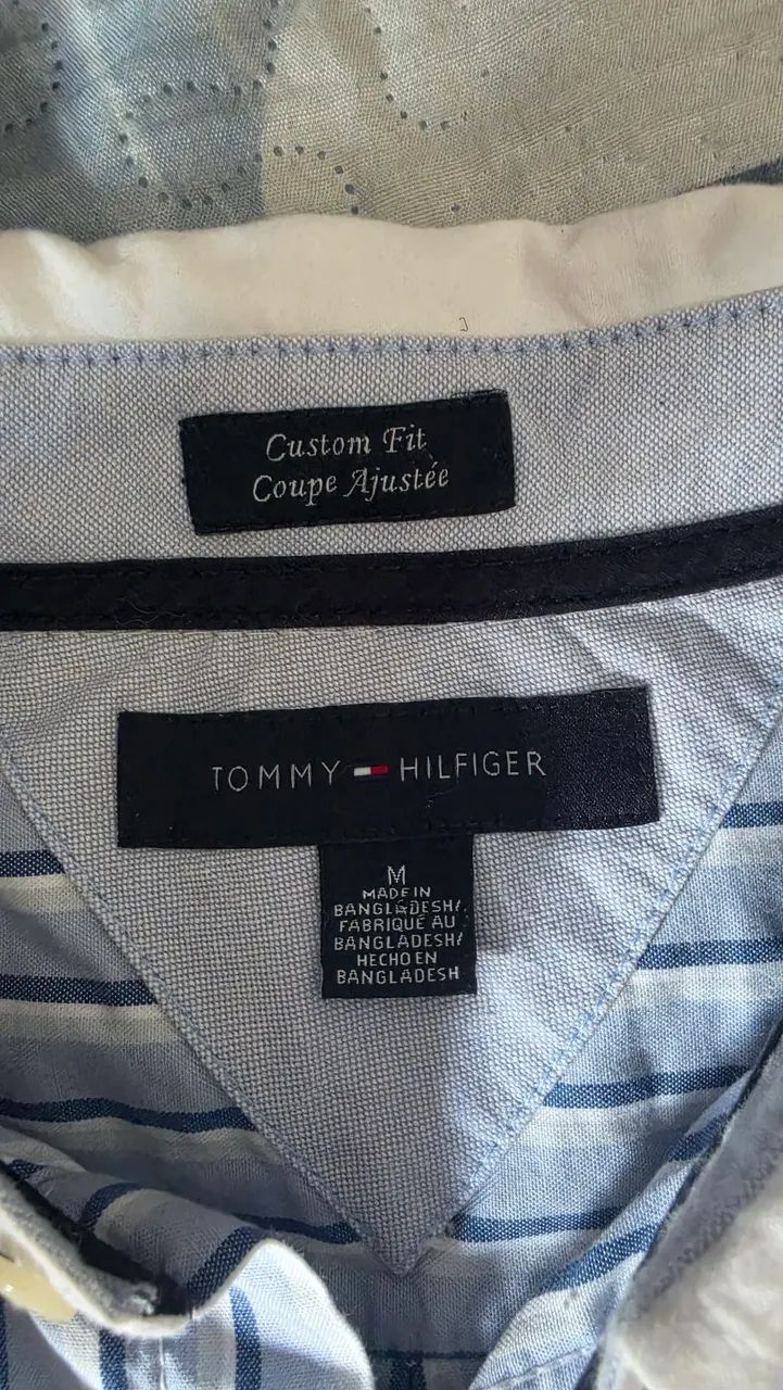 Camisa Tommy Hilfiguer - tamanho M - Foto 5