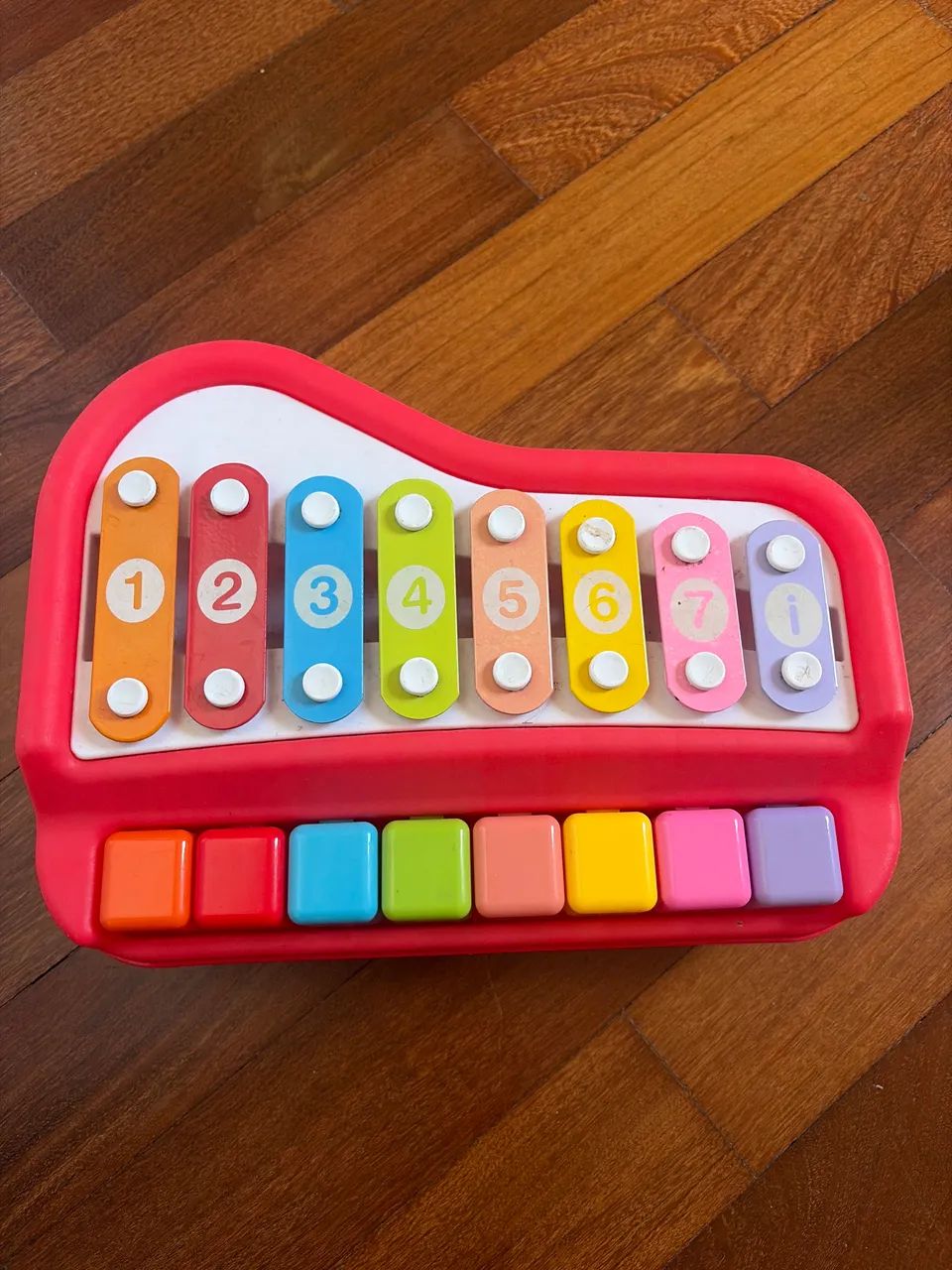 Xilofone e piano infantil 