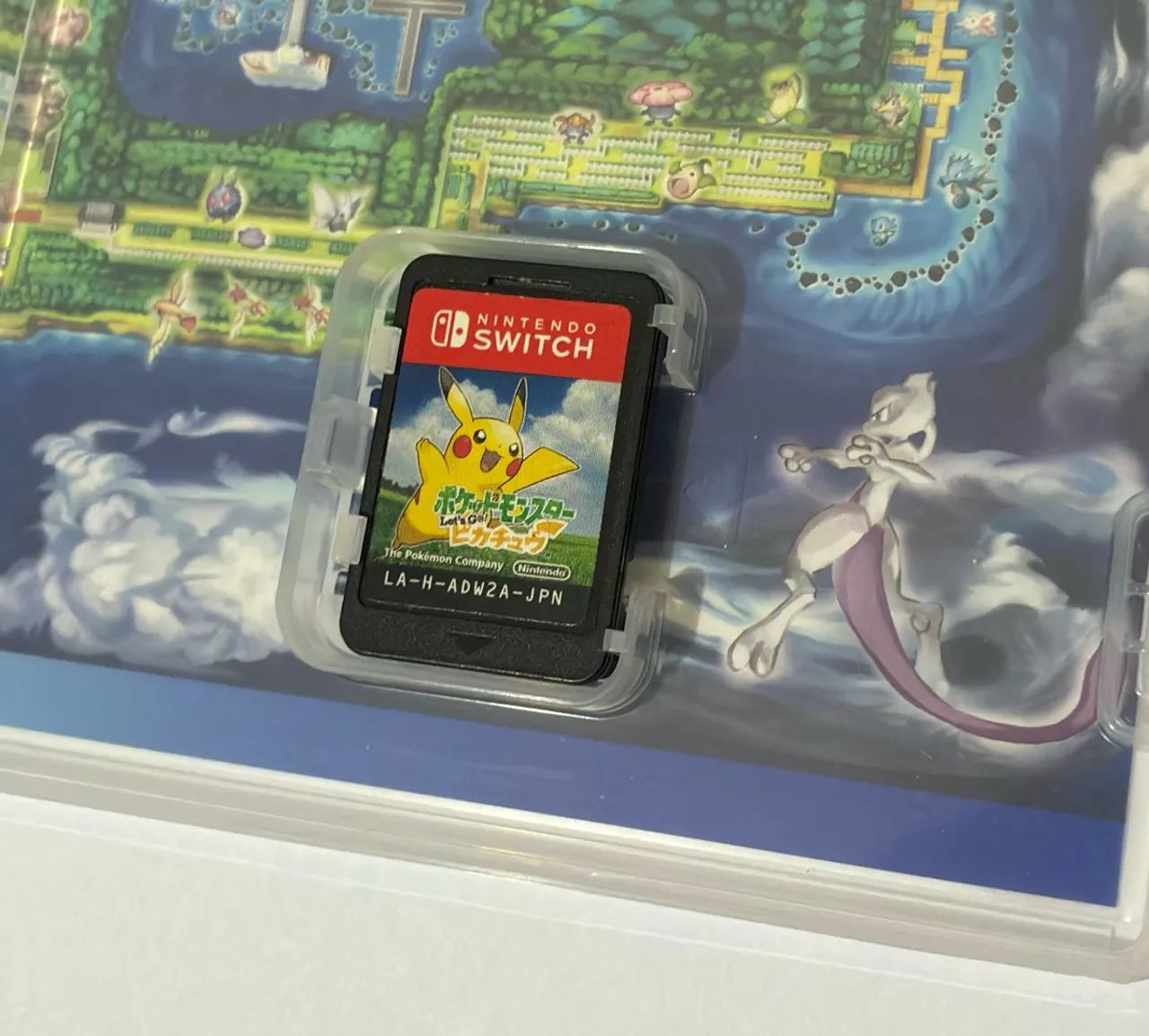 Pokémon Lets Go Pikachu Nintendo Switch Textos em inglês  - Foto 2