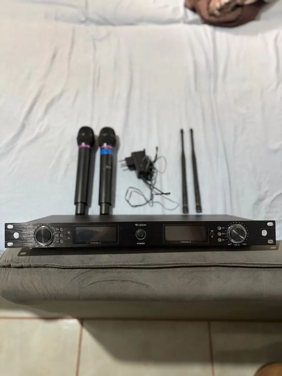 Rack Microfone sem fio Leson duplo - Foto 4