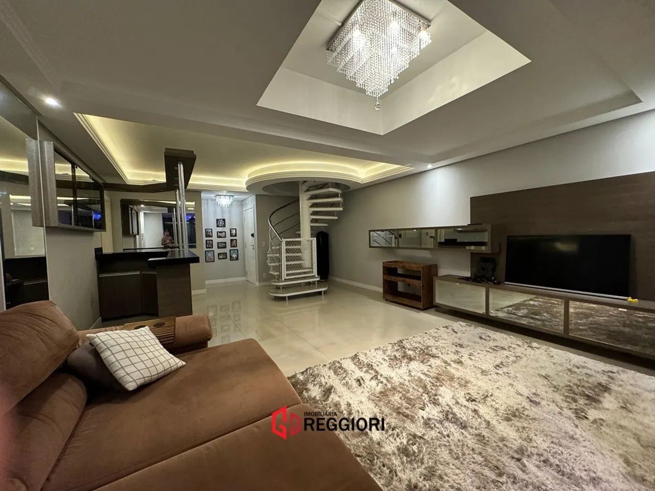 COBERTURA TRIPLEX 4 SUÍTES 4 VAGAS CENTRO BC - Foto 4