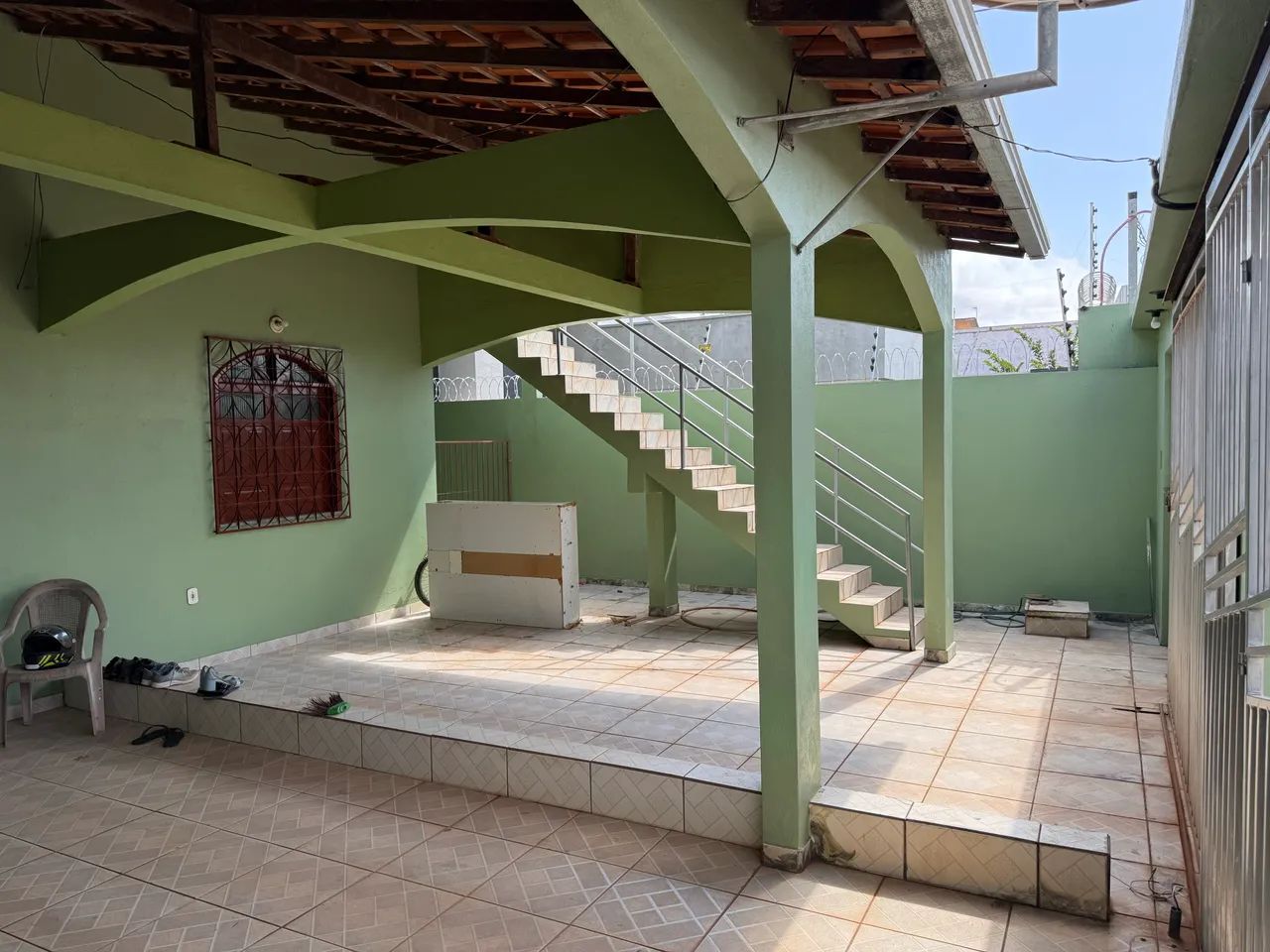 Casa com 3,quartos próximo à prefeitura. - Foto 3