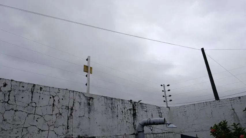 Cerca elétrica com 04 fios