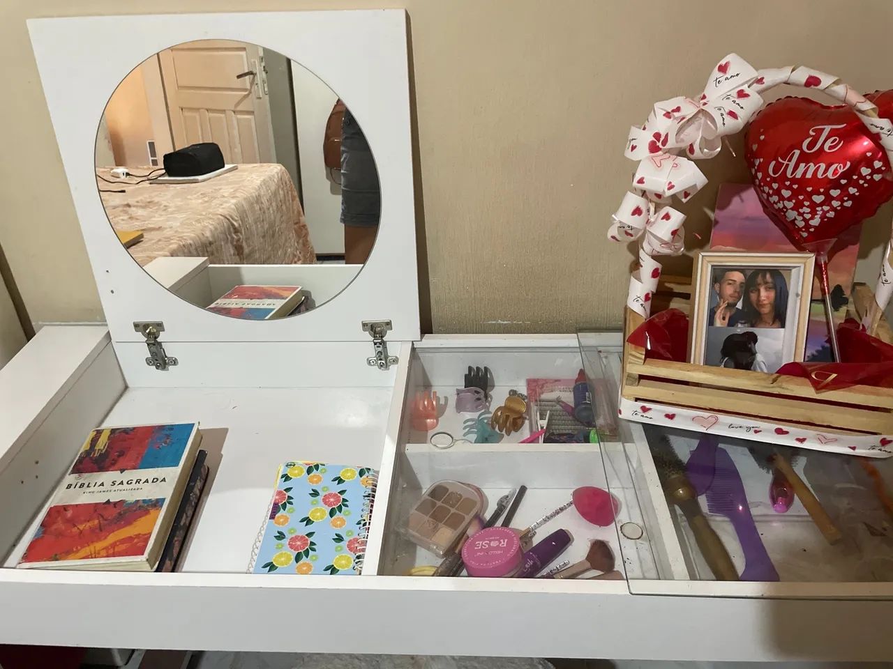 Vendo penteadeira/ escrivaninha - Foto 3