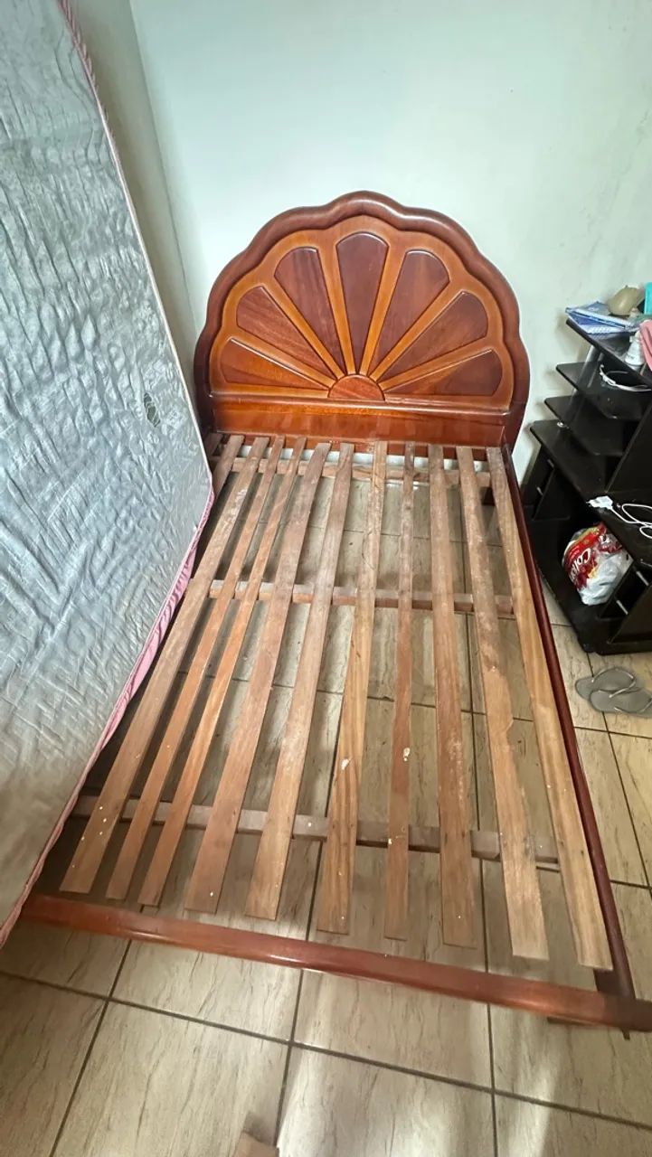 Cama de casal com colchão