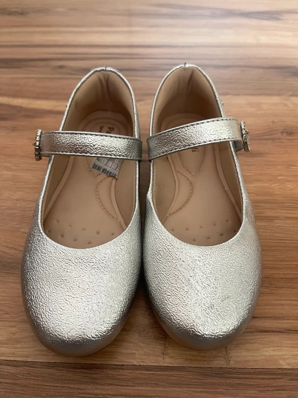 Vendo Sapato Infantil Pampili Lana Fivela com Strass prata número 29  - Foto 2