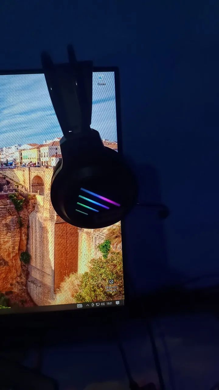 PC GAMER RYZEN COMPLETO + PERIFÉRICOS E MESA - Foto 5