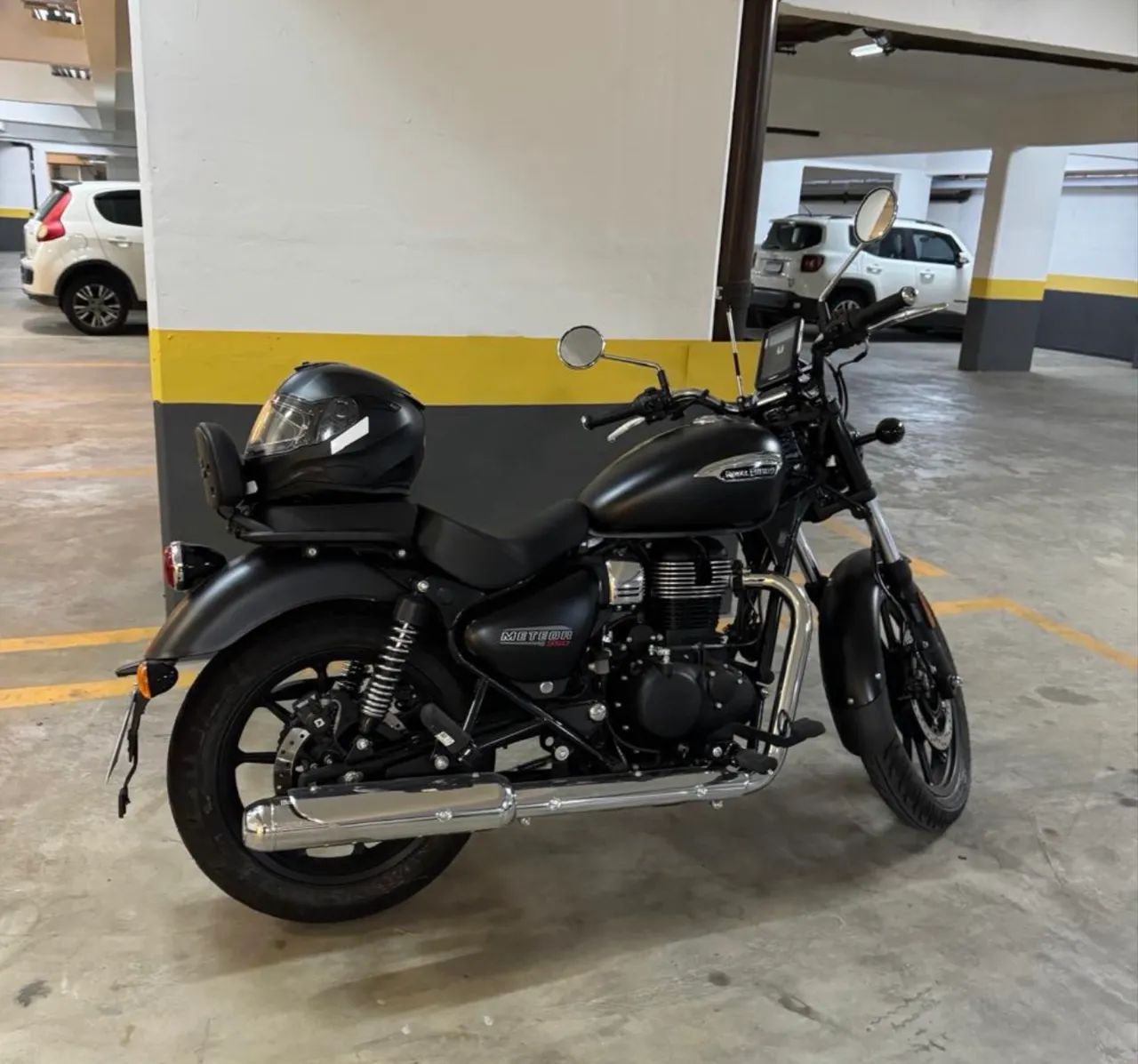 Royal Enfield Meteor - Foto 2