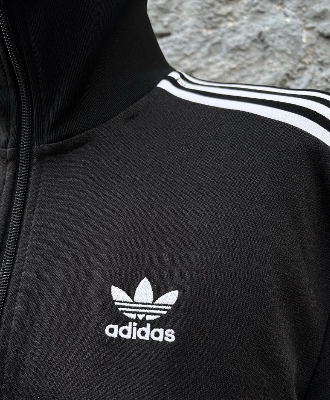 Bolsa casual Adidas Originals SNAKE print ( esportiva e academia