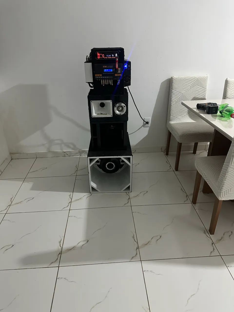 Vendo som automotivo 