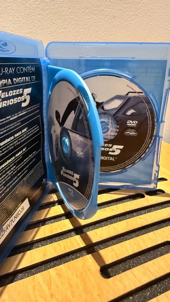 Velozes e Furiosos 5 - Operação Rio - Blu Ray Original Brasileiro - Dublado e Legendado - Foto 2
