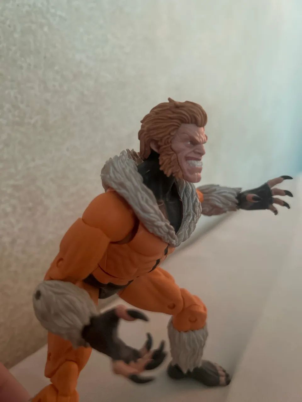 Marvel legends - dentre de sabre  - Foto 2