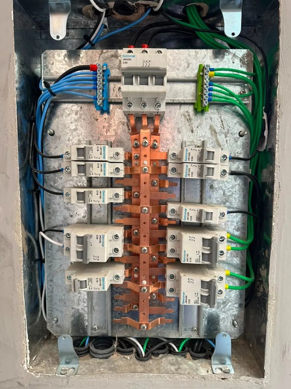 Eletricista residencial e comercial - Foto 3