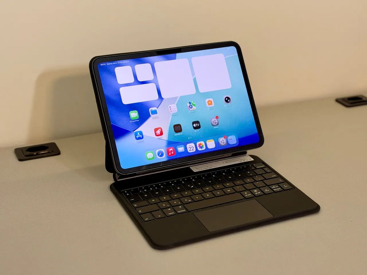 iPad Pro 11 Polegadas M4 256GB Preto - Wi-Fi - Seminovo - Foto 3