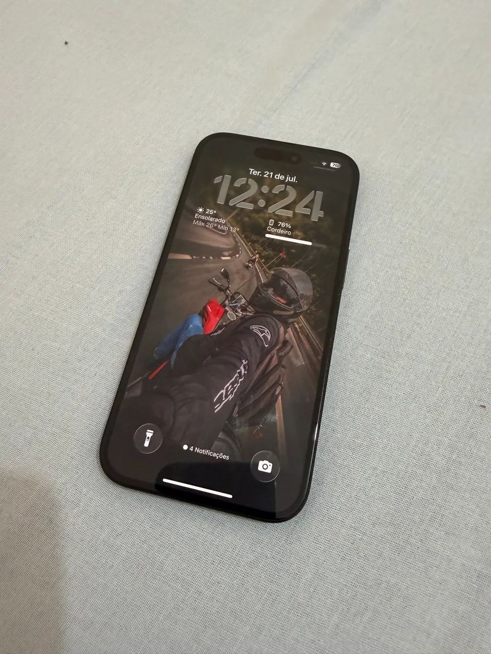 iPhone 15 256GB na garantia