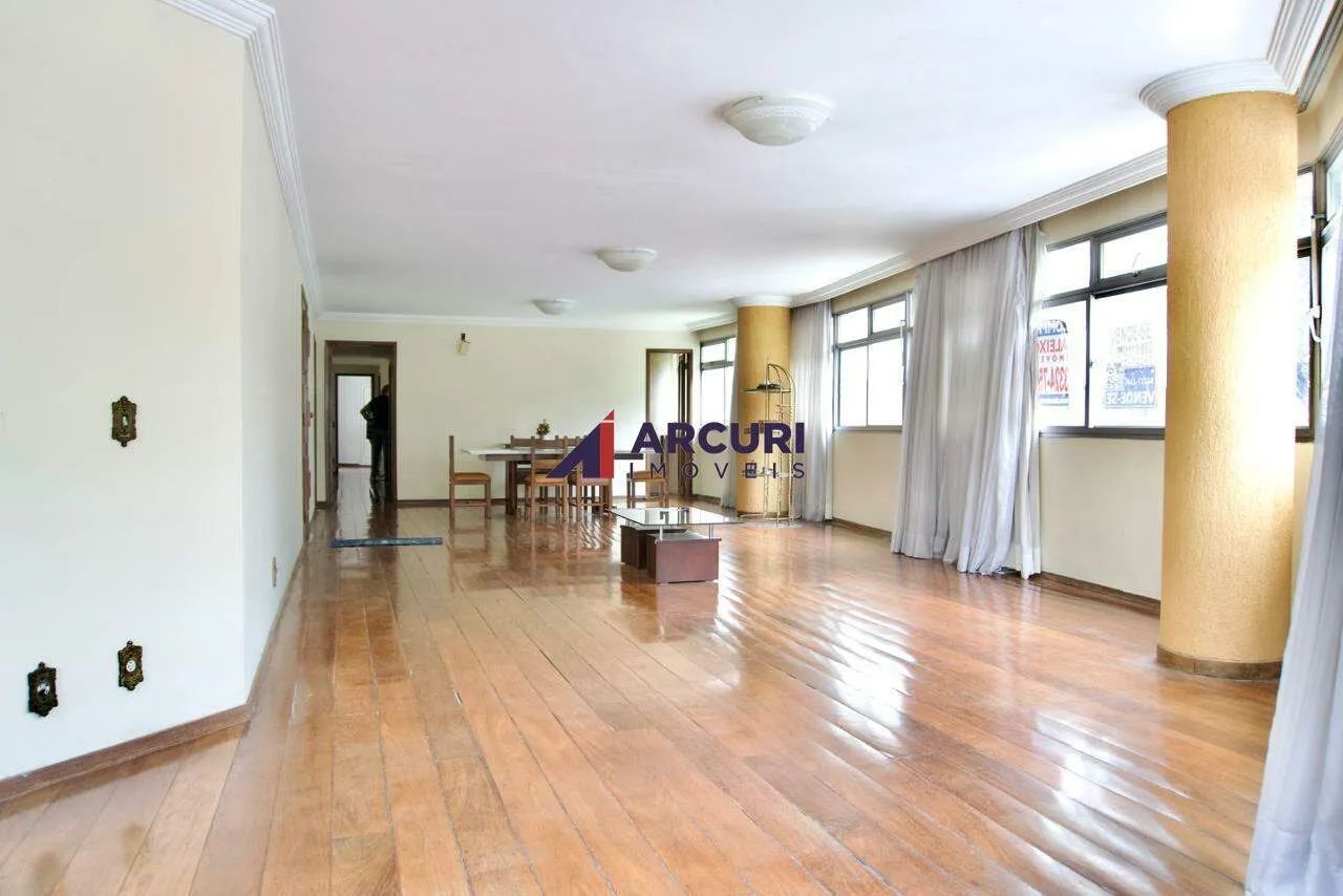 Apartamento 04 quartos Lourdes (BH) - Venda