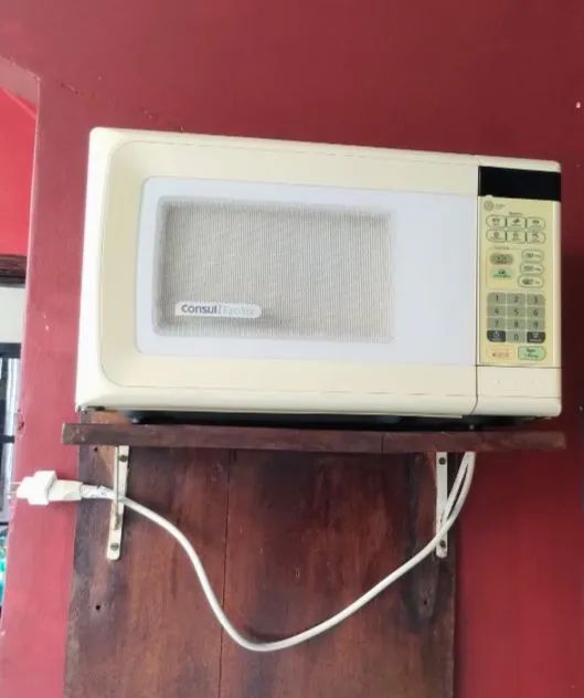MICROONDAS CONSUL FACILITE 110V - FUNCIONANDO PERFEITAMENTE 