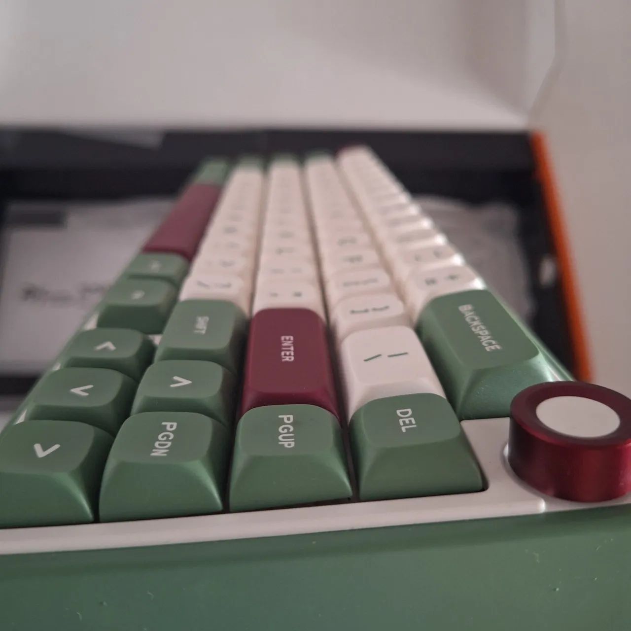 Teclado Mecânico R65 Royal Kludge (NOVO) - Foto 3