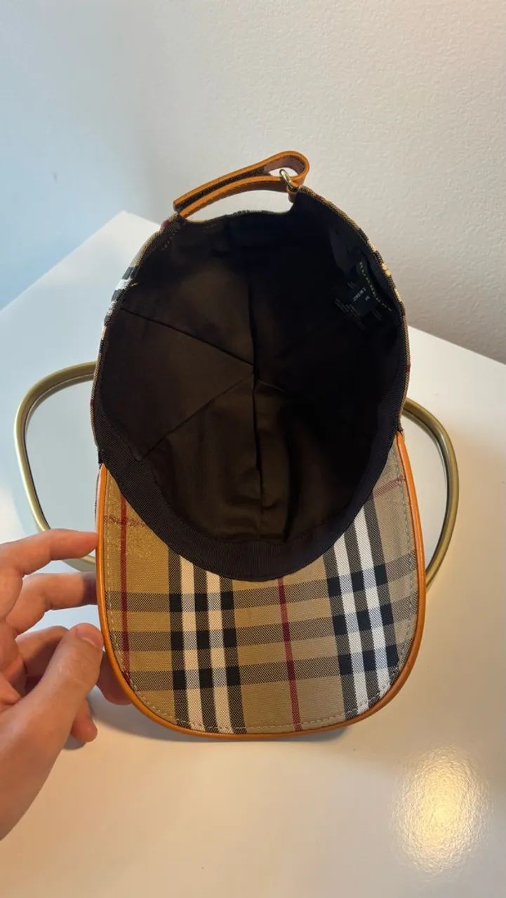 BONÉ BURBERRY - IMPORTADO - Foto 5