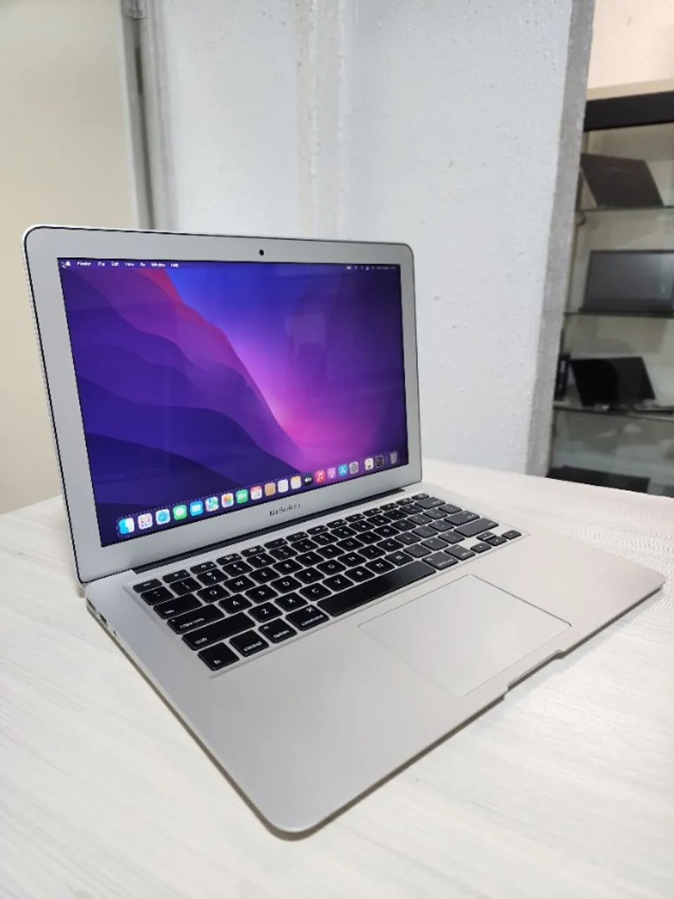MacBook Air A1466 (2017) - i7 | 8GB RAM | SSD NVMe - Notebooks