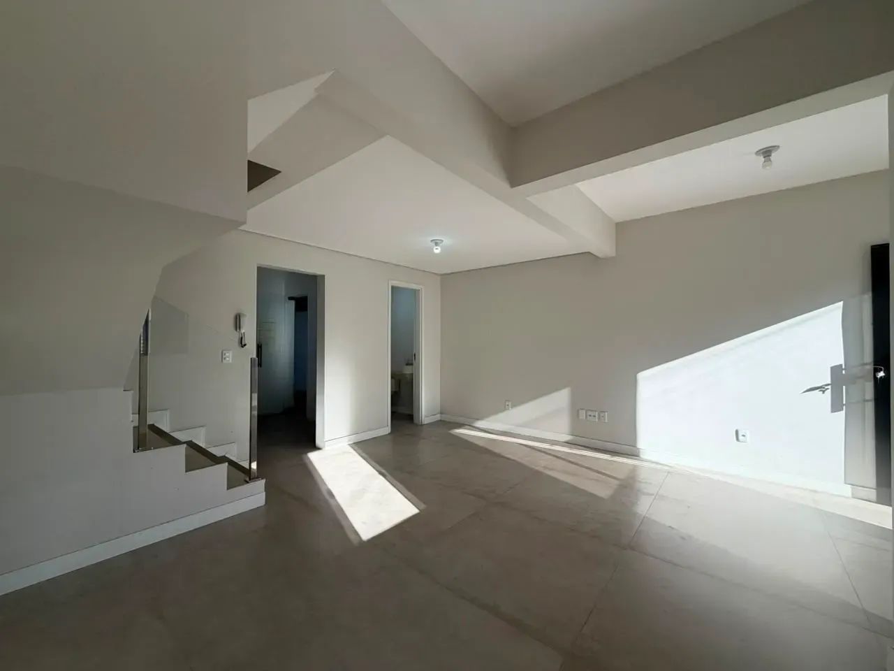 Casa com 3 quartos sendo 1 suíte 3 banheiros 1 vaga - Foto 4