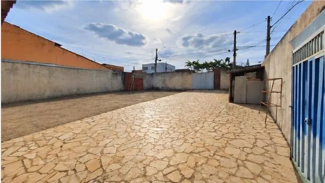 Casa à Venda em Vila São José